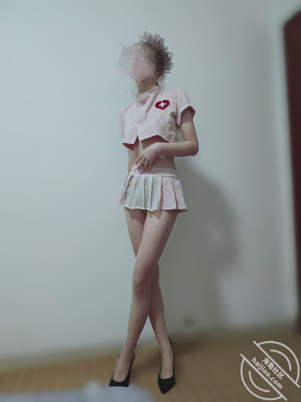 海角-姐姐的小飞棍-尤物姐姐变身护士服  厨房给她换姿势内射