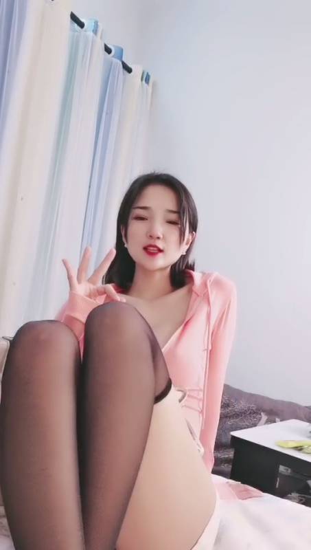 棠心 极品短发美妞 黑丝情趣妩媚超级诱惑 [4V/3.73G]