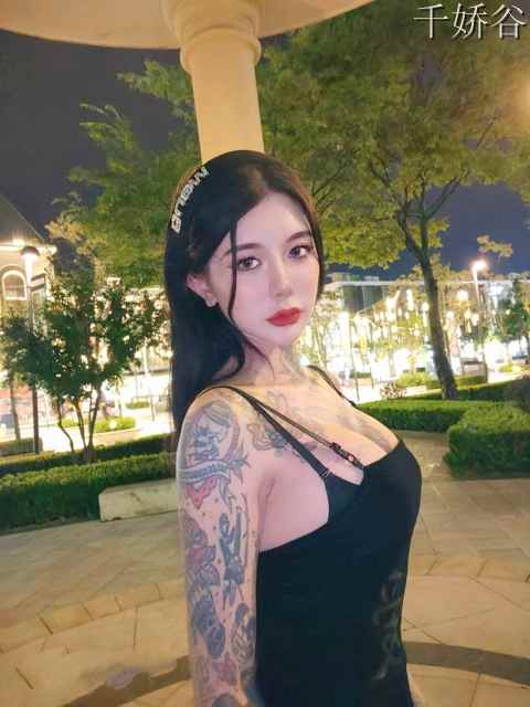 极品反差妹sexychloe私拍视图合集-恋夜福利