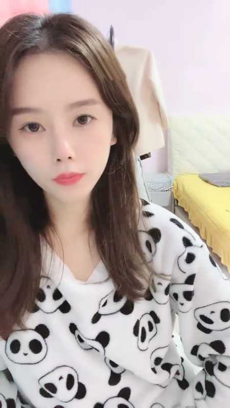 超级漂亮的颜值女神 你的哩哩哩 [10V/2.1G]-福利岛