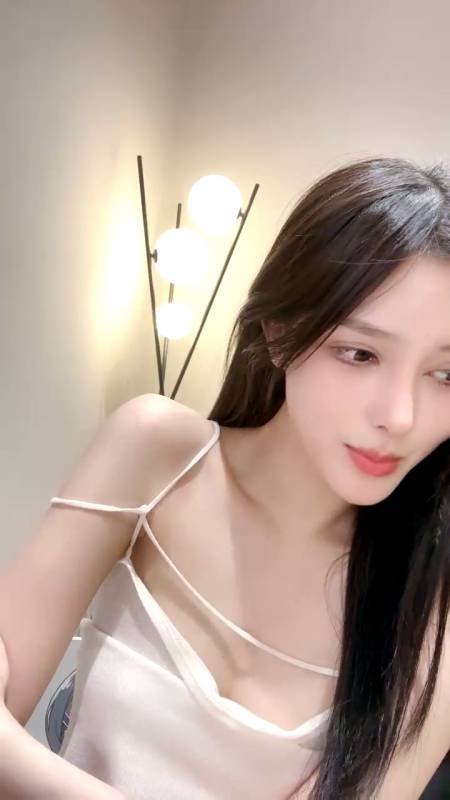 极品美女 香奈奈 视频 [1v,2.14g]