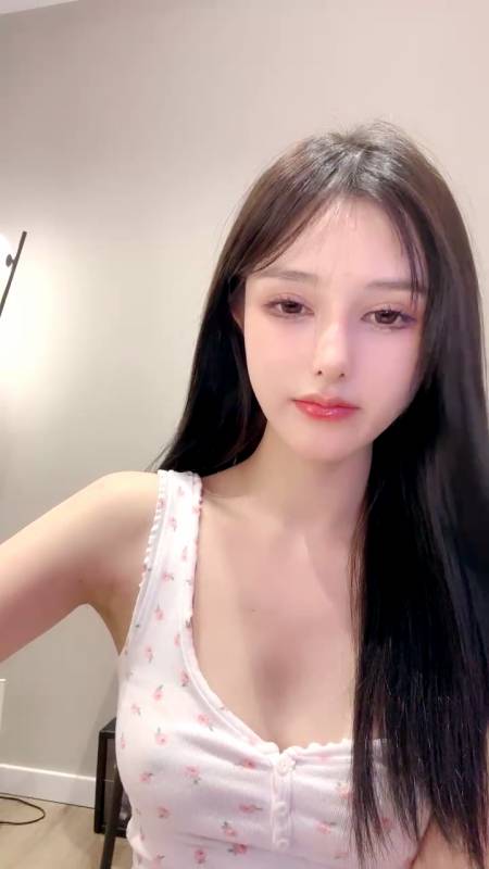 超美网红脸女神妹子 性感白丝比基尼 身材超棒 [1V736M]-福利岛