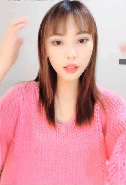 女神 很漂亮 你的猫姐姐 很美才艺也很棒