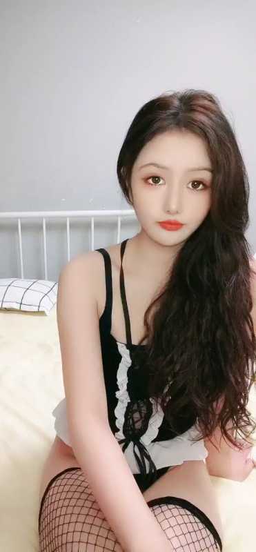 校花颜值女神 大鸭梨 多场黑丝20小时合集 [21V/17.3G]-福利岛