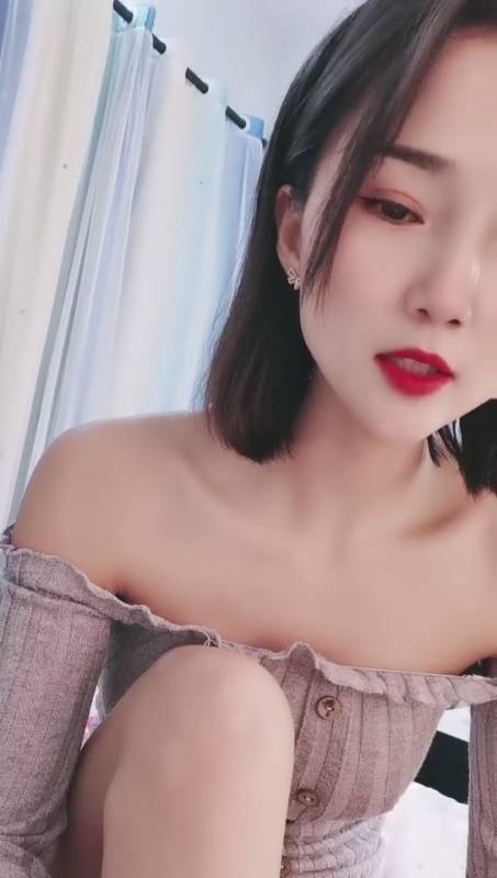 棠心 极品短发美妞 黑丝情趣妩媚超级诱惑 [4V/3.73G]