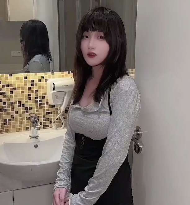 美酱 你的美女邻居饥渴难耐找你没 [1v/700M]-福利岛