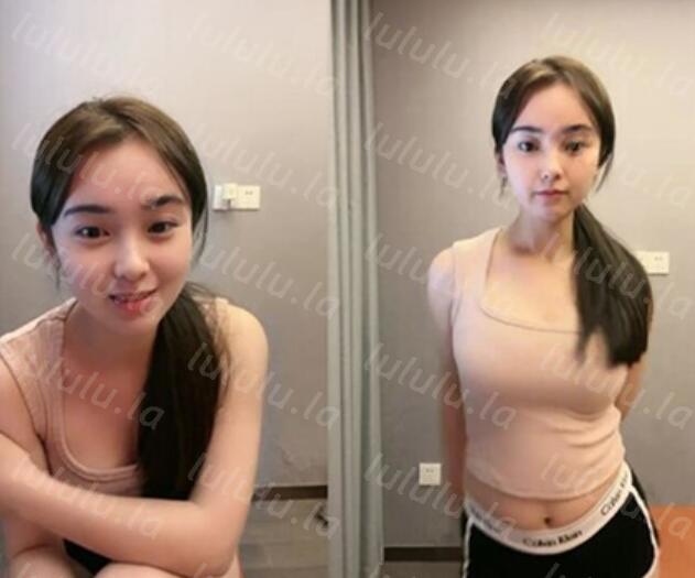 ⭐⭐⭐推荐,脸蛋身材都是满分,直接看硬了,【天天想鼠】,20岁清纯小学妹,D罩杯美乳,戴上眼镜斩男指数暴增,谁看了不会心动~