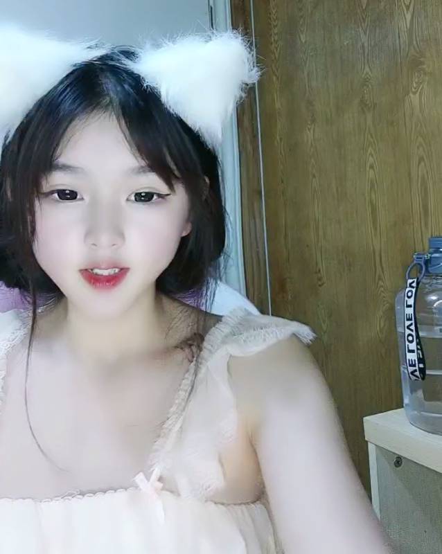 清纯小妹全程露脸 很美 身材极品 [1V/1.11g]