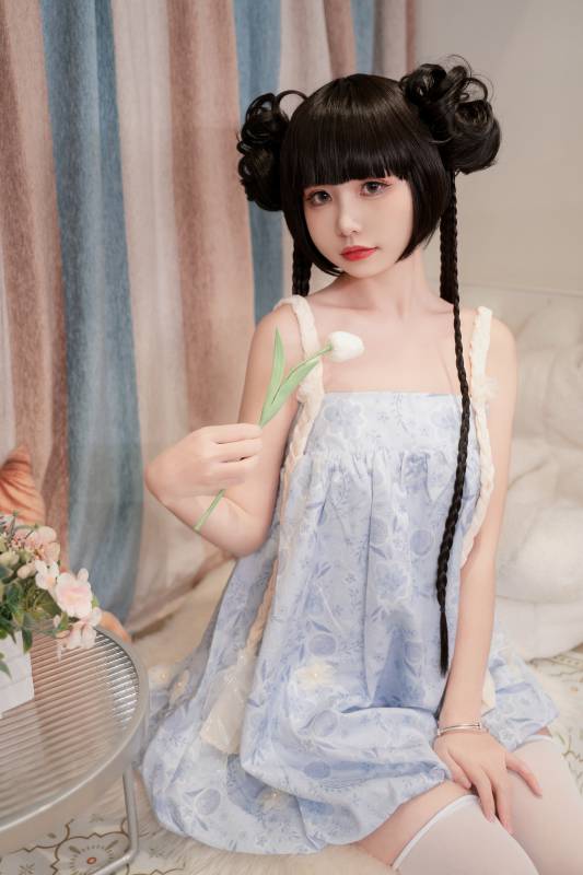 爆机少女喵小吉 小吉的答谢礼 [78P/2V/985M]