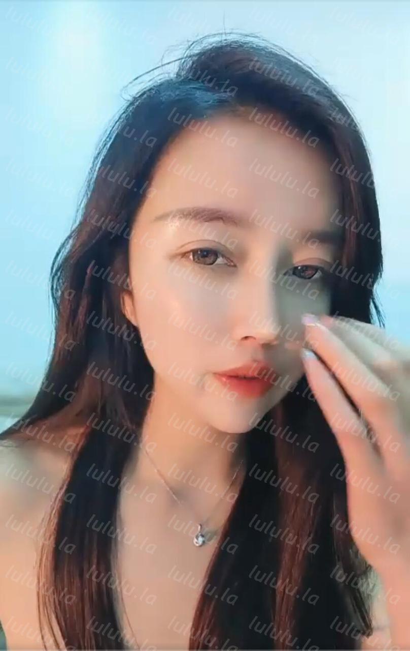 非常骚的主播，三点全露，bb粉嫩-福利岛