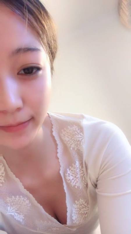 幼湿 新人女神 聊天 舞蹈 [5V/2.32G]-福利岛