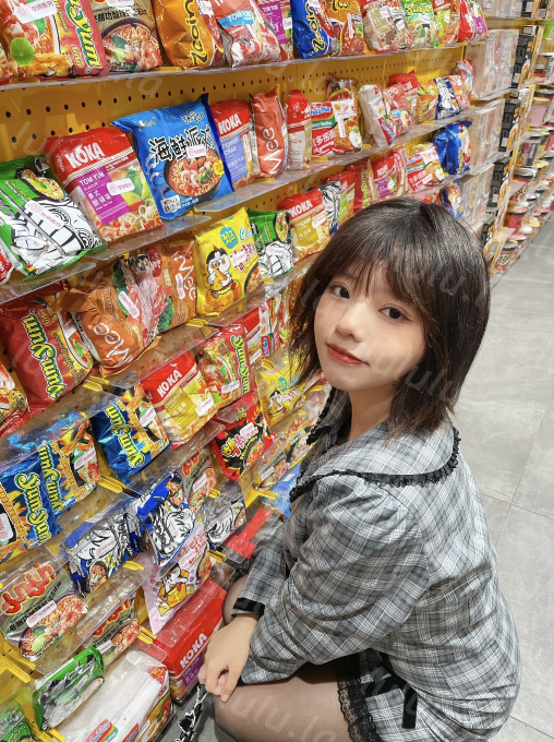超可爱反差婊萝莉李月背着男友私拍啪啪调教视频泄露