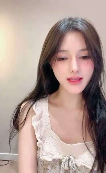 女神回归 香奶奶 颜值吊炸天 收费大秀