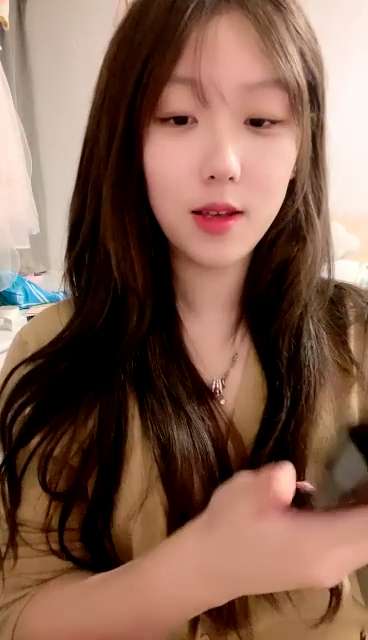 童颜极品女神 喵萝莉 你的理想初恋女友 [7V 2.43g]-福利岛