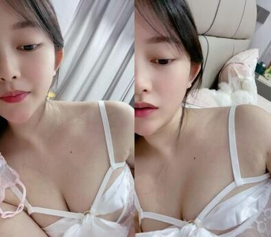 ⭐⭐⭐店长推荐,9月的新星,绝美00后,【高端清纯】,哇塞,好漂亮,女神下海,蜜桃臀大奶子,扭起来让人不由自主地硬了,超赞~~-福利岛