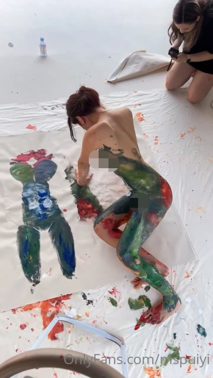 电竞主持女神-mspuiyi-onlyfans新流出视图（107P,12V,2.83G）