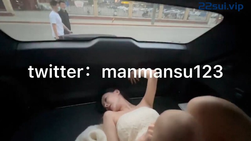 TWTP 教会女厕偷拍几个不错的少妇各种姿势嘘嘘丰满的肥鲍鱼完美呈现 572MB