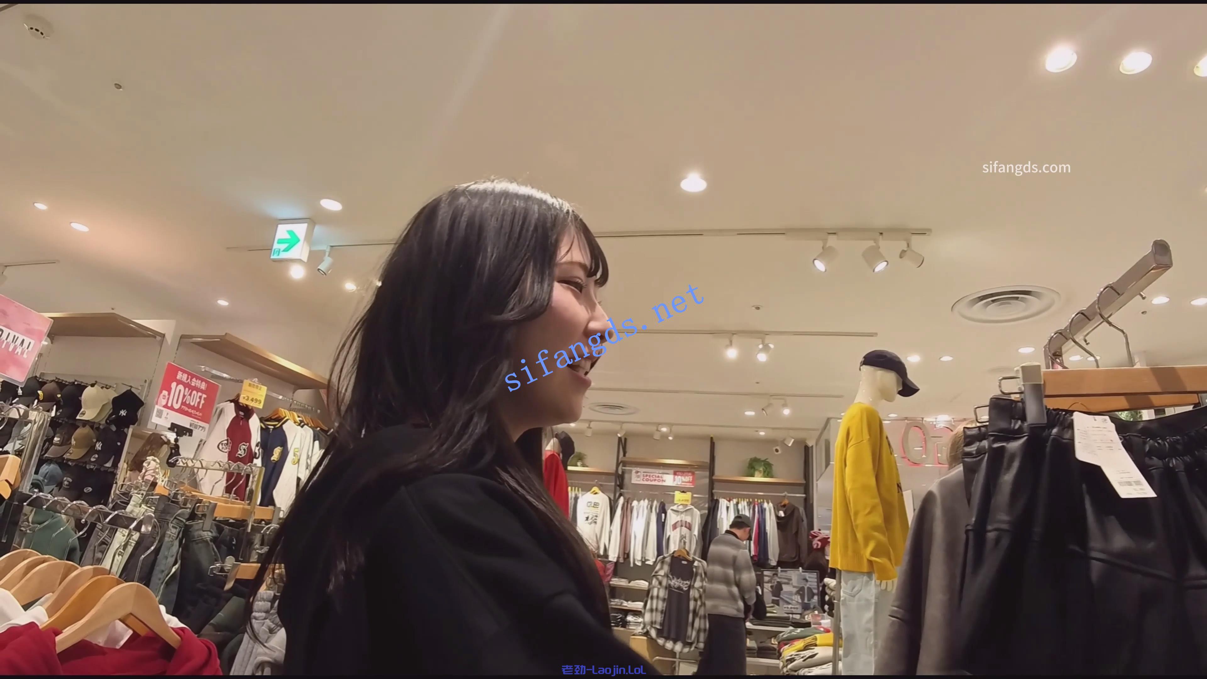 【日产精选】012忽悠店员换上无打底迷你裙。蕾丝窄内开闪  2.73GB