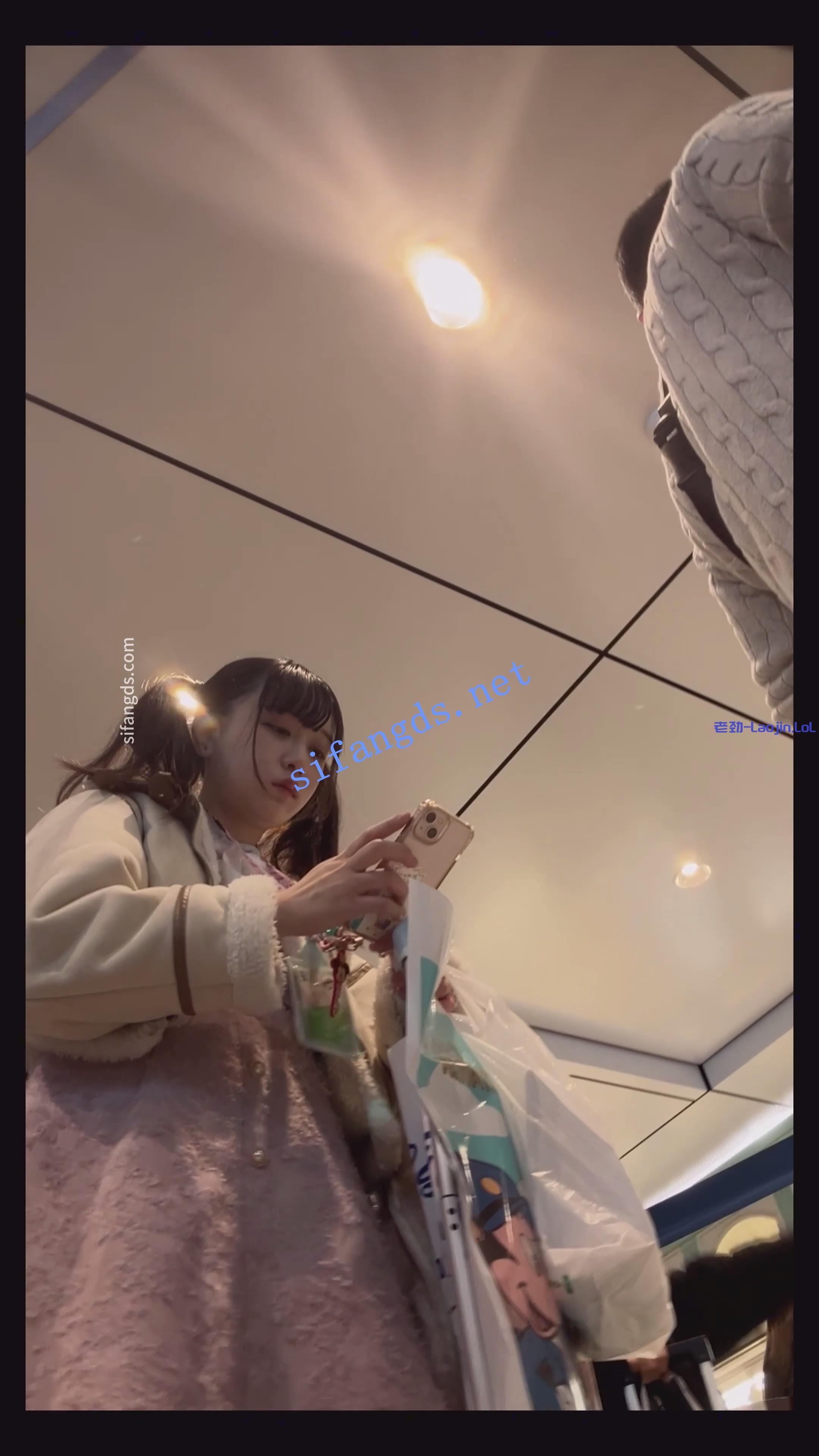 【日产精选】009地铁CD气质美女透明蕾丝内+可爱小姐姐 1.16GB