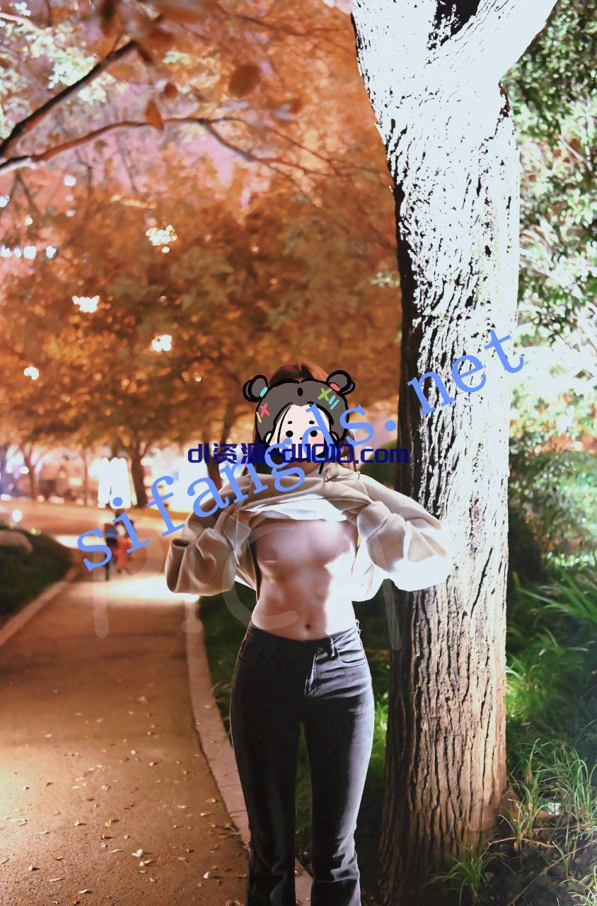02年大四女大学生Picat付费VIP福利