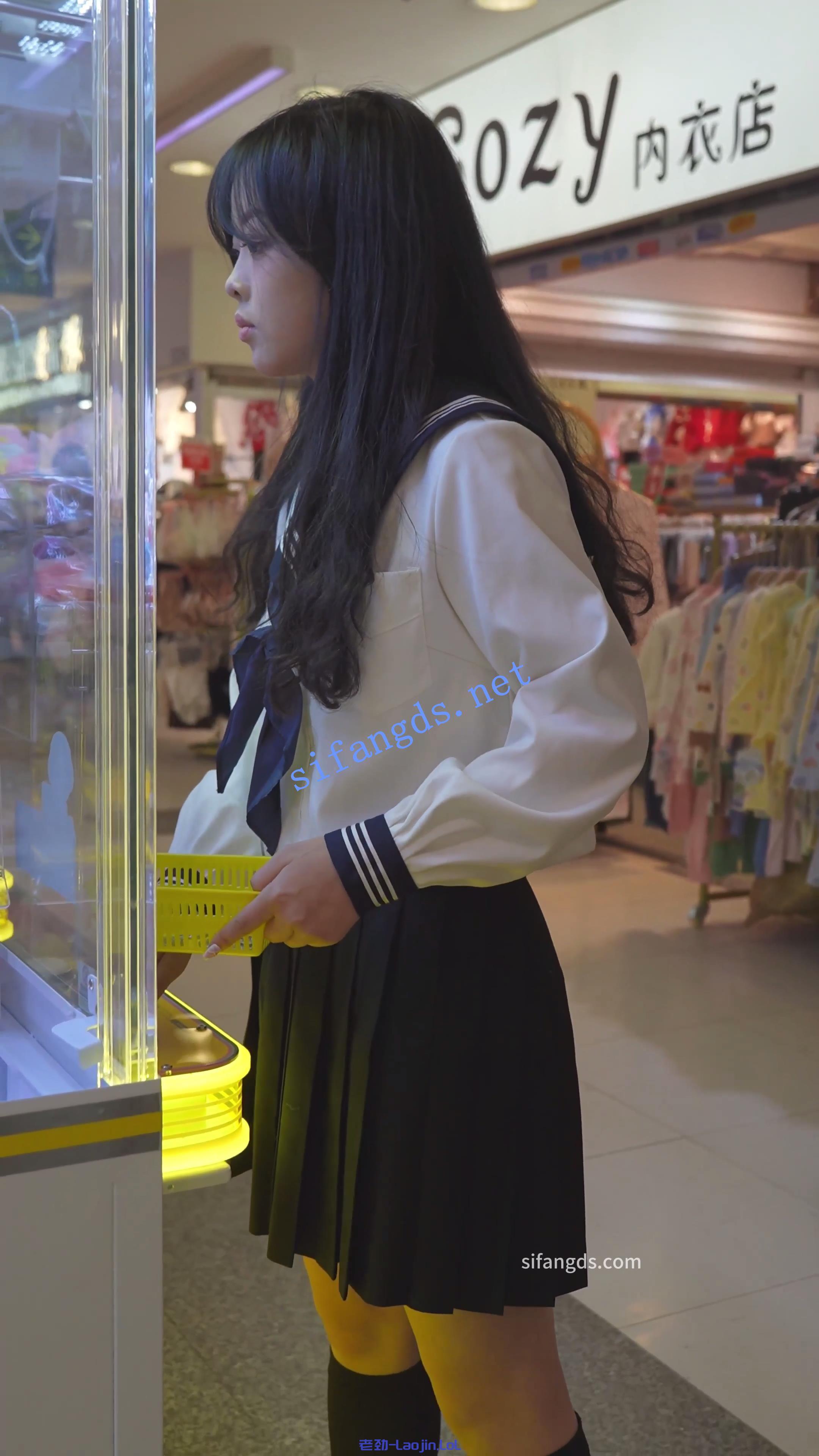 (BC-AA-487)制服jk小姐姐逛街夹娃娃..低角度透心凉CD粉内 522.2MB