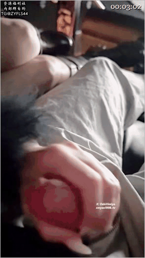 【11月最新】推特性爱大师95后绿帽情侣美腿女王「汐梦瑶」《影院露出》边看边玩到停不下来，最后在电影院直接口爆收尾 1.63GB-小野猫福利