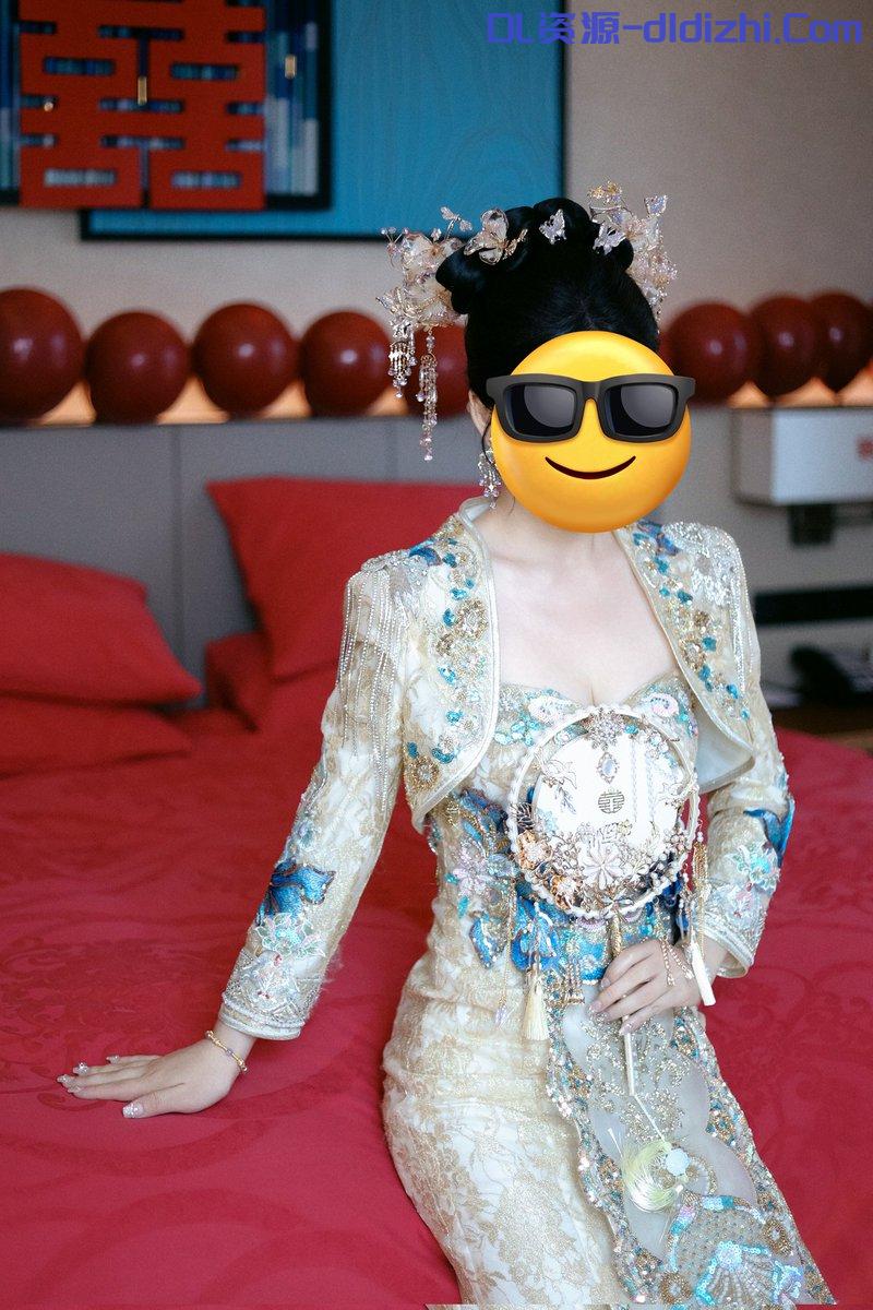 北京绿帽夫妻,皮肤白皙,身材巨顶,日常性爱小记录 76P5V 23.7MB-撸先生