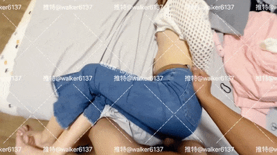 2024年11月人气泡良大神【狮子座】漂亮小少妇，半露脸，牛仔裤撕开插入，鬼哭狼嚎这一通抽插满足了，刺激 1.3GB