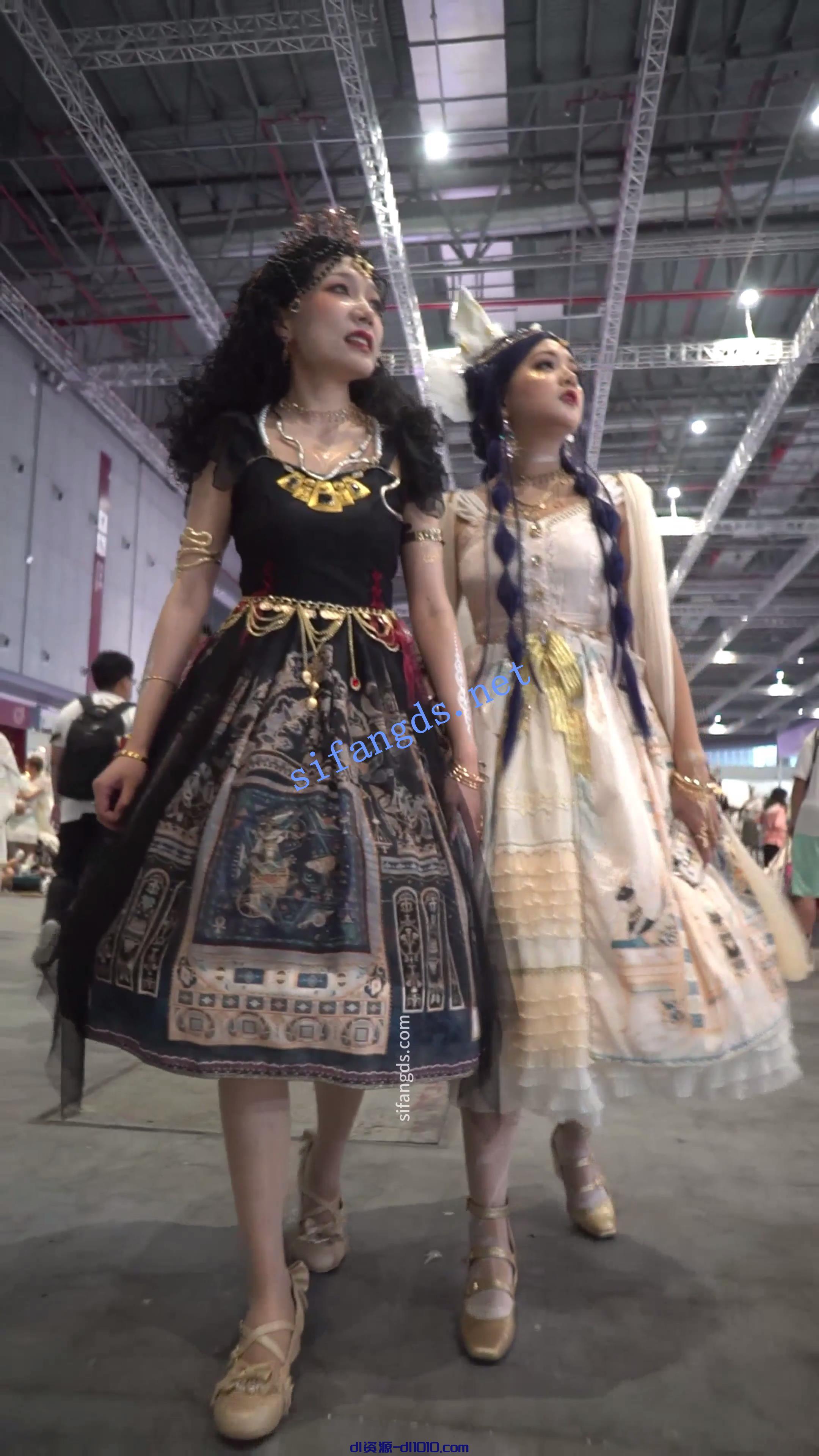 自购-官方售价24【XXN-133】两次CD服装展台模特..透明肉丝和过膝白丝前后抄[MP4/864M]