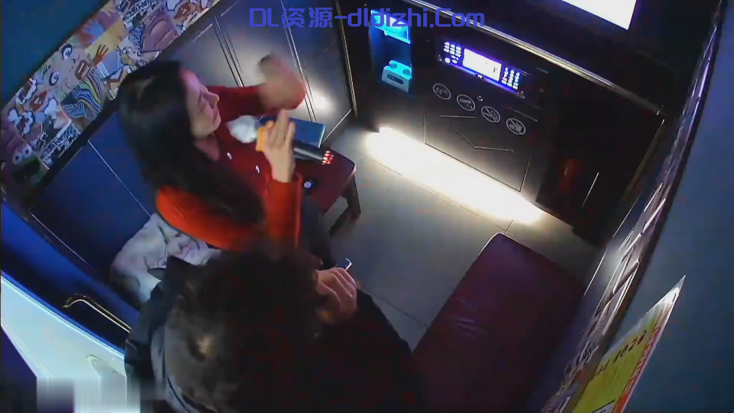 黑客破解KTV包房监控偷拍❤️红衣妹子刚进来不久就迫不及待脱下帅哥的裤子吃硬鸡巴一边唱歌一边操她 498.9MB-福利岛