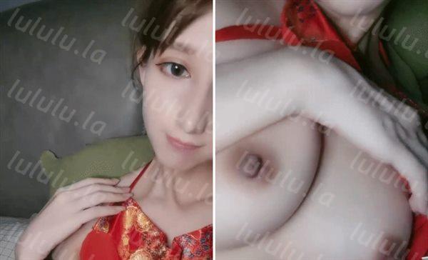 红色肚兜大奶翘臀妹子躺床上自慰，拨开丁字裤掰穴湿湿的，揉捏奶子张开双腿假屌抽插，性感美臀非常诱人-福利岛