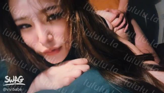 台湾SWAG『vivibabe』巨乳女神露脸露点内射视频外流看她的面部表情洋溢着痛而快乐着-聚合福利