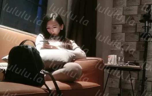胖男约了个苗条少妇双人啪啪 口交床上骑乘大力猛操床边后入抽插非常诱人 很是诱惑喜欢不要错过-聚合福利