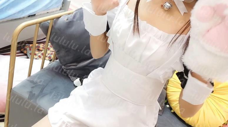 『草莓味的軟糖呀』主人的小女仆 蝴蝶结乳夹 小尾巴肛塞 小穴流水特写-聚合福利
