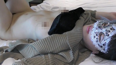 FC2PPV-1377516 恥じらいが抜けない初心な若妻　完全版-福利岛