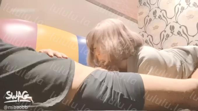 短发巨乳美眉口交扣逼上位后入啪啪 小情侣激情性爱透视装诱惑-聚合福利