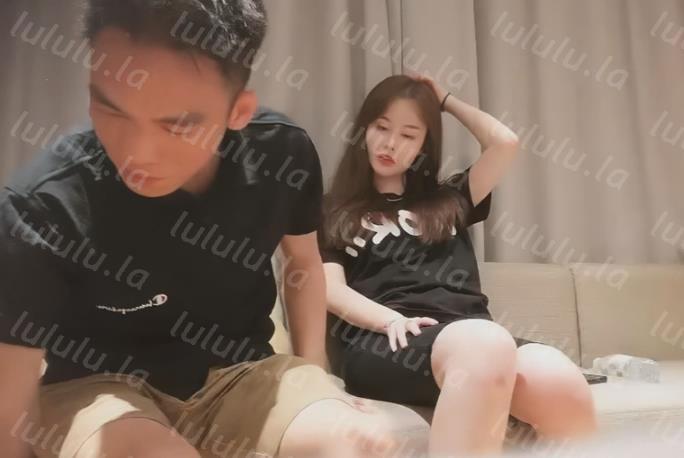 午夜寻花极品高颜值黑衣妹子脱掉摸奶调情一番翘屁股掰穴舔奶摸逼猛操呻吟诱人-聚合福利