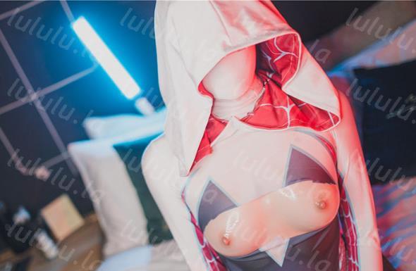 紧身裤紧身服 这拍摄手法太屌太专业了 格温69P1V cosplay应用光影专业摄影 白虎萝莉妹子-聚合福利