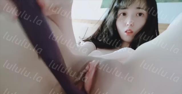 国产淫荡小美女『xiao e』收费作品合集 有正规露脸镜头 高清-福利岛