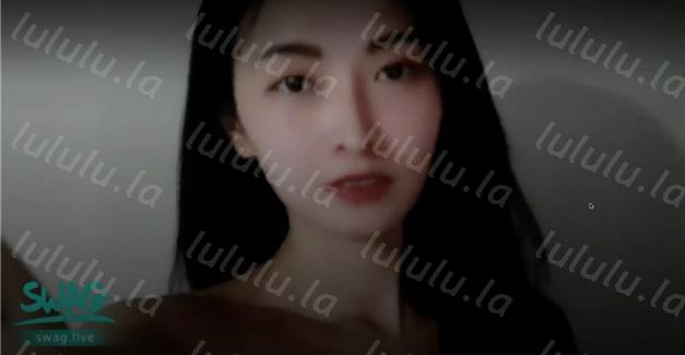 【年终性爱VIP体验任务】极品女神好心帮忙粉丝破处 无套抽插粉穴随便操 粉丝没忍住不小心居然内射我 高清-福利岛