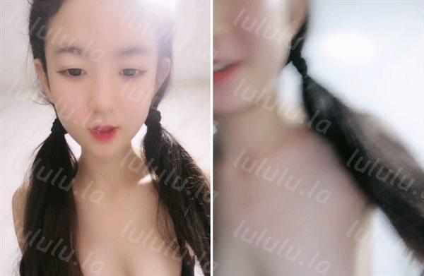 长相清纯双马尾极品萌妹子大尺度自慰，脱光光掰穴特写毛毛浓密，两根手指进出扣弄，浴室洗澡湿身诱惑-福利岛