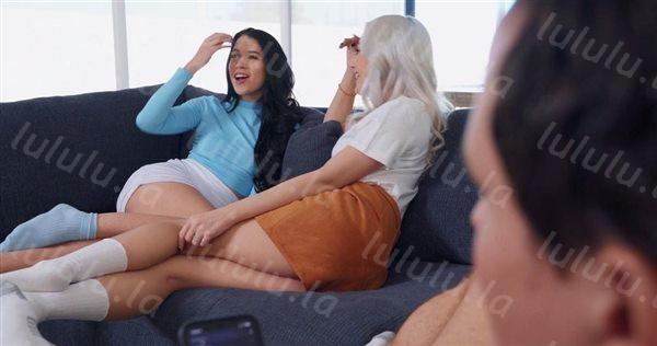 姐姐高挑性感的身材太迷人挡不住偷拍自慰，被发现后她大放福利鸡巴立马硬了抱着美腿狠狠撞击射啊-福利岛