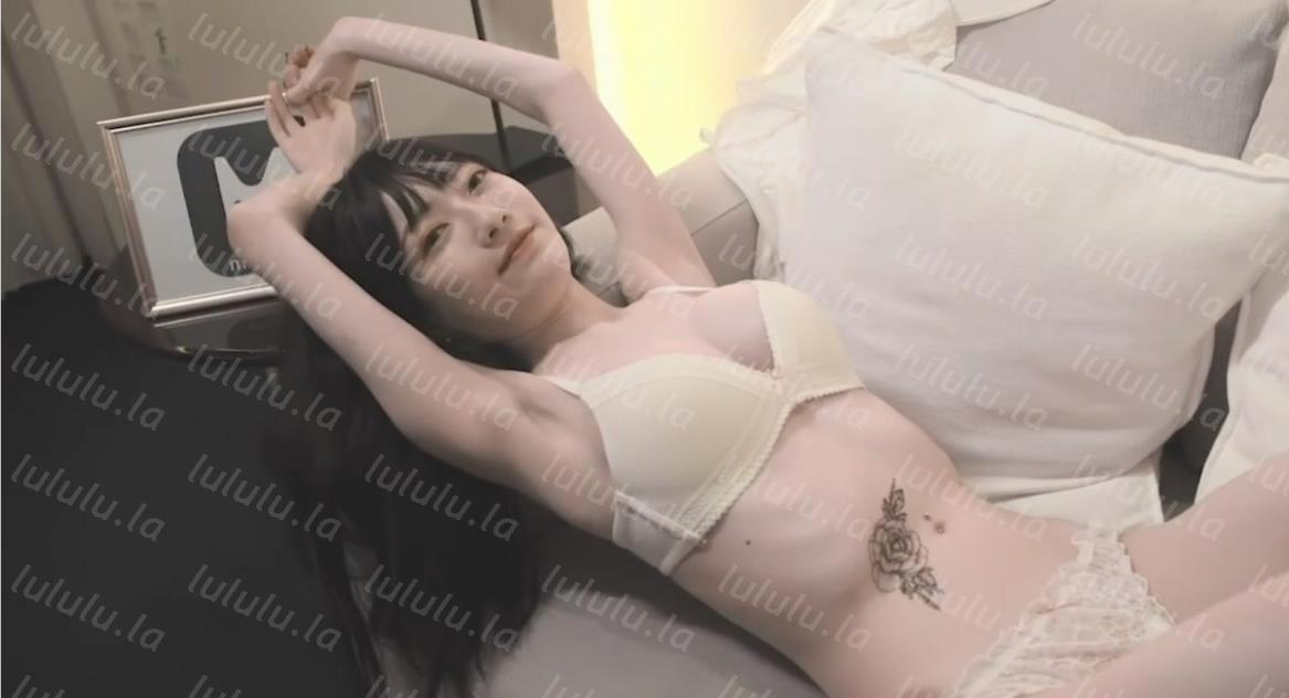 国产AV佳作MD0087-麻豆新科女神 极品美少女AV拍摄初体验 淫声浪语叫不停-聚合福利