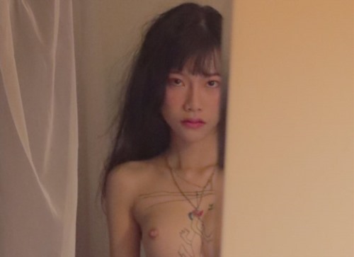 53006-反差婊舞蹈学院小卝姐姐大尺度私卝拍流卝出[155P 8V]，有在高铁上摸下卝体的，有角色扮演，应该是个风卝流圈的交际花-福利岛