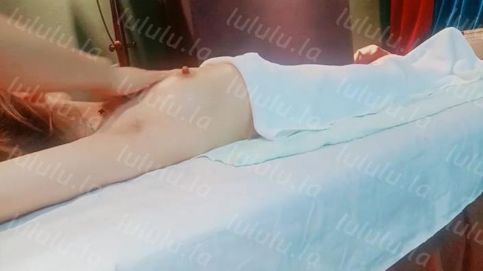 你老婆可能在找鸭,偷拍良家妇女的私密生活,私密保健会所【SPA养生之道】高颜值美乳好身材的美妇一直在说逼好痒-聚合福利