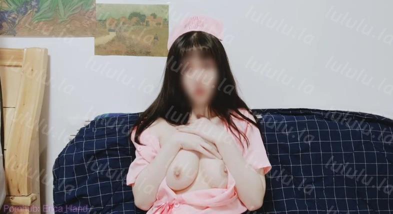 最新P站福利姬『Erica Hand』护士剧情 粉色丝袜 牛仔短裤抽插屁眼 试管收集淫水振动棒 铃铛乳夹玩具乳交-聚合福利