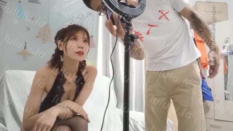 千人斩嫖老师带新人妹子下海啪啪秀情趣装黑丝手指扣逼口交后入抽插猛操呻吟娇喘非常诱人-聚合福利