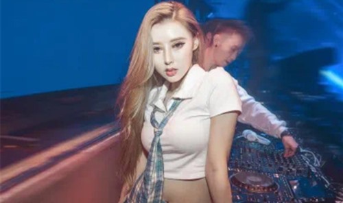 52290-极品高颜值成都DJ女神艾米与炮卝友做卝爱视卝频流卝出 细卝腰美卝乳后入怼着操 完美露脸-福利岛