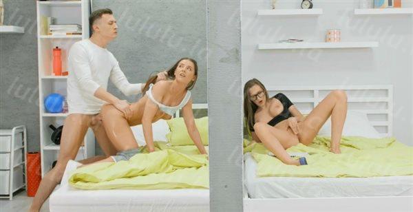 收费大作乌克兰两大极品女神西比尔与克鲁兹逗逼剧情克鲁兹偸听西比尔与男友做爱边看A片自慰最后玩双飞-福利岛