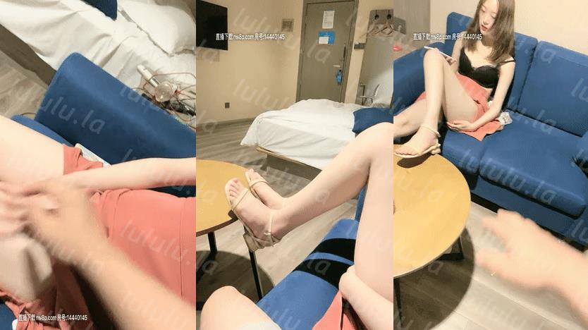 【超跑探花】00后嫩妹不配合耍小性子怎么办?两瓶大乌苏灌得她乖乖听话,酒劲上来被干得喊爸爸,连尿三次直呼受不了-聚合福利